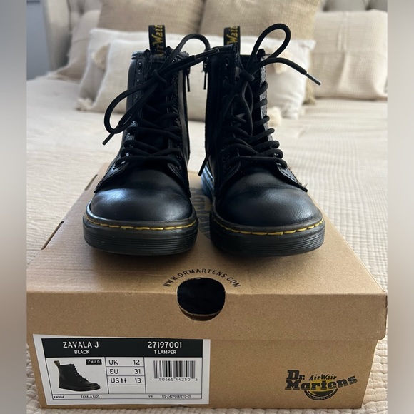 Kids' Dr. Marten’s Zavala Combat Lace Up Boot - Black - Picture 1 of 5